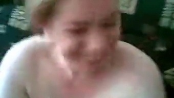 Ibu Tiri Arab Dengan Tetek Besar Semulajadi Menikmati Seks Oral Dan Anal