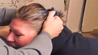 Božství Učí Umění Submisivního Orálního Sexu V Tomto Videu, Které Končí Obličejem A Očistou