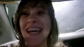 Meu Namorado Me Pediu Para Oferecer Meus Serviços Sexuais Para O Uber Por Dinheiro.