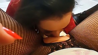 Angel Lima And Cléo Cadillac In Lesbian Sex